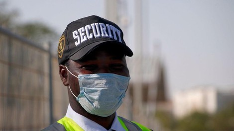 Nova tragedija v Katarju: po padcu umrl varnostnik