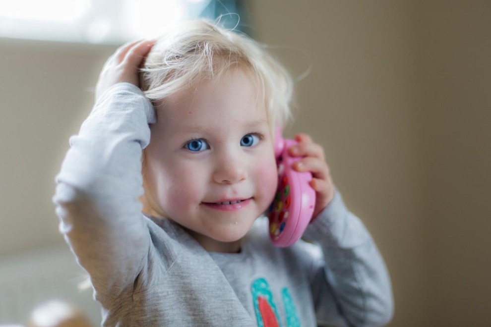 Inteligenco naj bi otrok nasledil po svoji mami, kaj pa ostale lastnosti? Obstajajo takšne, ki jih podedujejo izključno po očetu? …