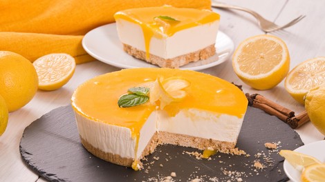 Recept za enostavno sladico brez peke: Cheesecake z limono