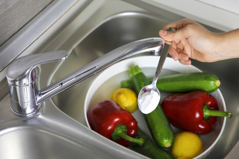 soda bikarbona za pranje sadja in zelenjave