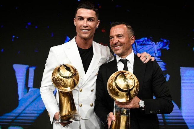 Človek brez srca? Kar 20 let mu je stal ob strani, nato ga je Cristiano Ronaldo brez milosti odpustil (razlog je bizaren)