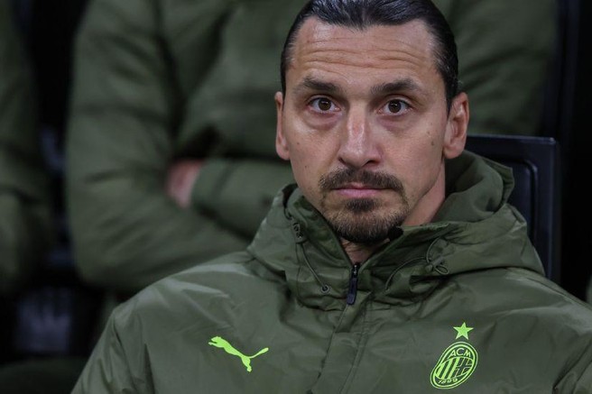 VIDEO: Ko se zlomi 'železni' Zlatan Ibrahimović: legendarni nogometaš jokal v neposrednem prenosu (razlog seže do srca)