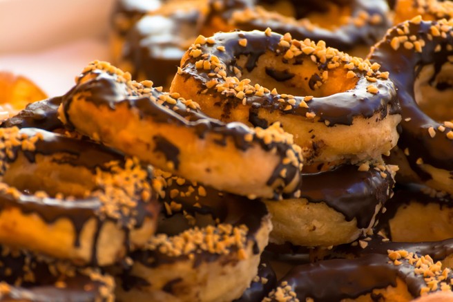 Božansko: NIZKOKALORIČNI krofi z okusom Snickers