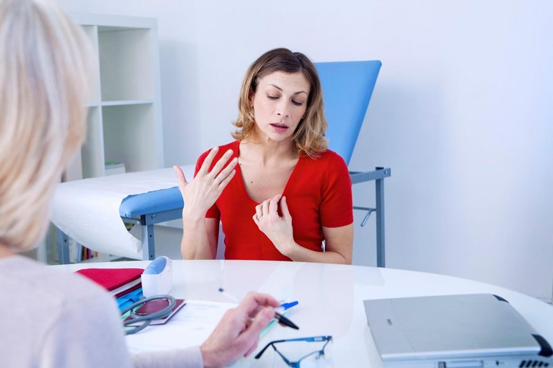 Menopavza: TAKO si lahko pomagate med vročinskimi oblivi, če ste na delovnem mestu (foto: profimedia)