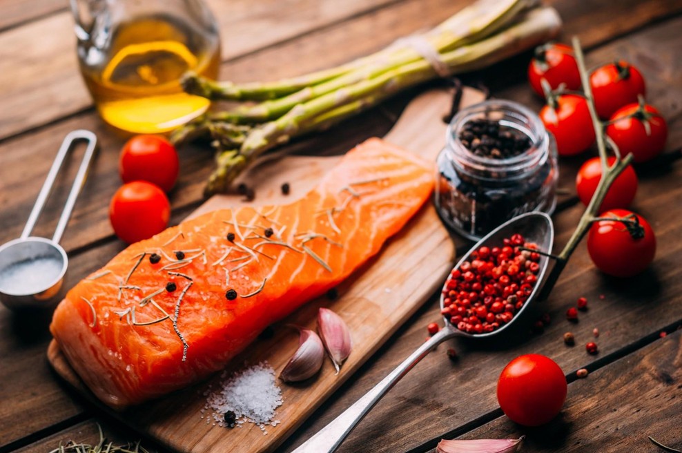 Kako v trgovini izbrati najbolj svež kos lososa? Upoštevajte teh 7 napotkov (foto: Profimedia)