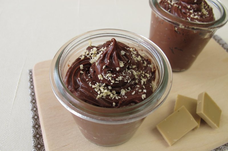 Proteinski čokoladni mousse, ki ga boste pripravili že v 5 minutah (foto: Profimedia)