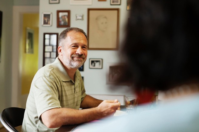 "Moj mož želi, da se po 21 letih zakona odselim. Njegov razlog me je pustil odprtih ust"
