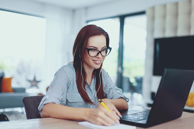 Vabljeni na dogodek 500 Podjetnic: Služb ne iščemo, mi jih ustvarjamo