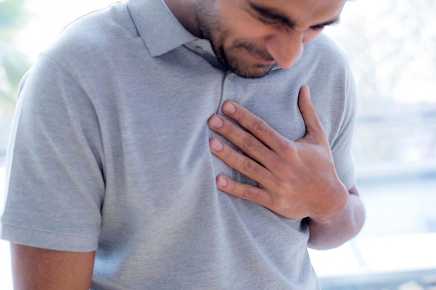 🔸BOLEČINA V PRSIH🔸 Bolečine v prsih ne bi smeli ignorirati, še posebej, če jo spremljajo drugi simptomi, kot je denimo …