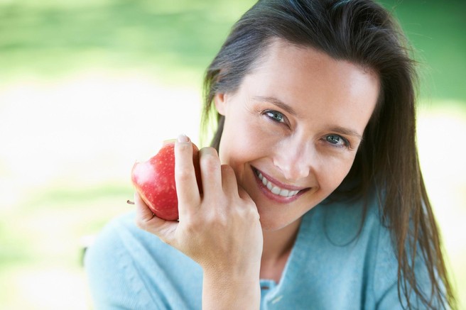 10 okusnih živil, ki jih lahko jeste kadarkoli, povsem neomejeno in ohranite svojo vitko postavo