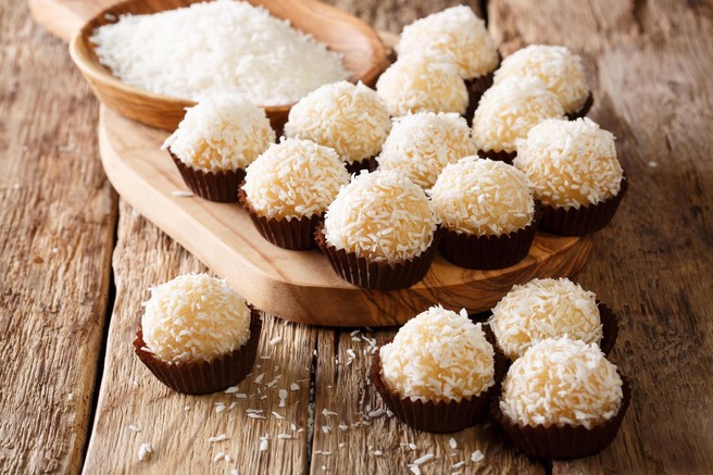 Proteinske RAFFAELLO kroglice iz 5 sestavin