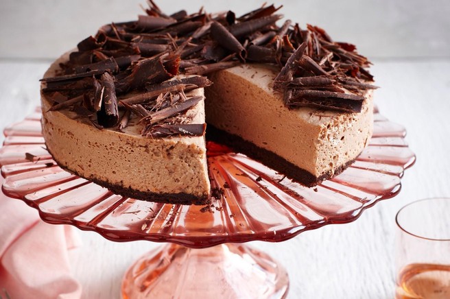 Recept za čokoladni "cheesecake", ki ga lahko postrežete tudi za veliko noč