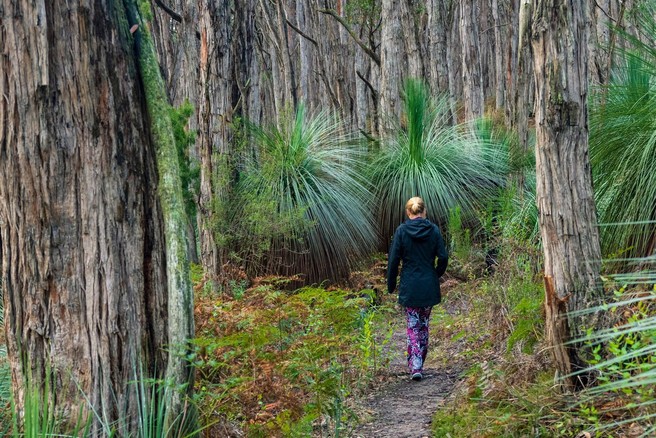 Te napake počnete pri hoji (ja, tudi hodimo lahko narobe)