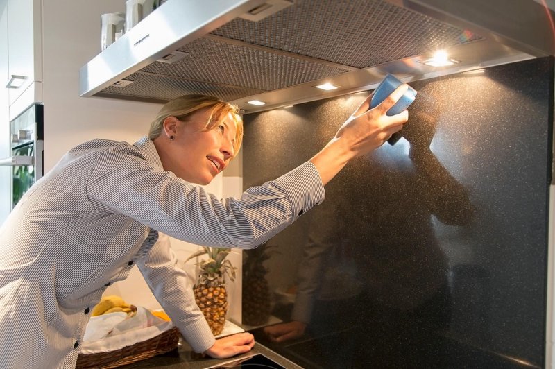 Te napake pri čiščenju kuhinje vam lahko nakopljejo težave z zdravjem (foto: profimedia)