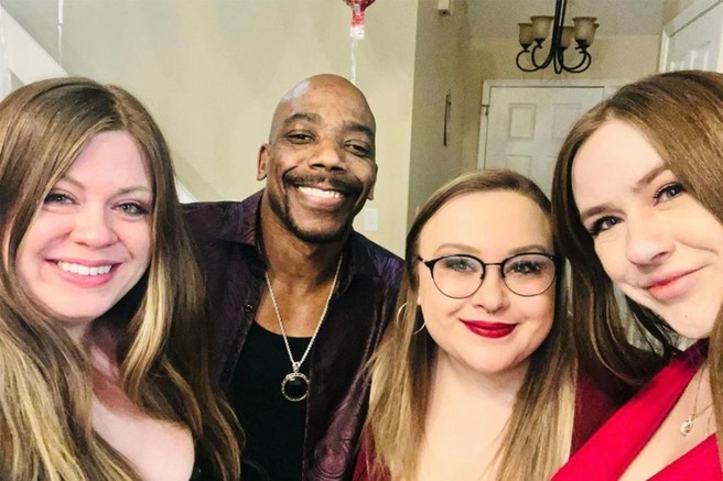 "Imam tri žene. Vse so zaposlene, da preživljajo našo družino, medtem ko jaz uživam"