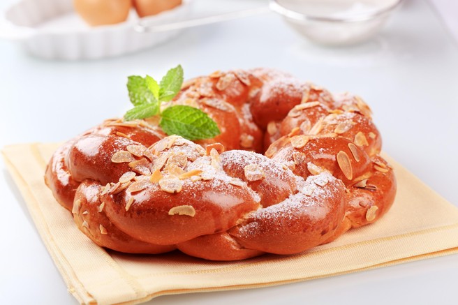 Obudimo tradicionalne velikonočne recepte: tako pripravite slastno pinco, ki se ji ne boste mogli upreti!