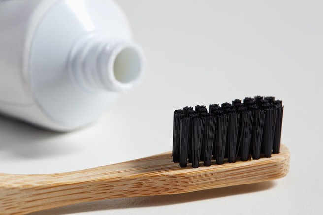 To se lahko zgodi, če ne menjate zobne ščetke dovolj pogosto