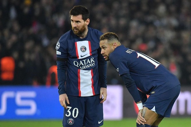 Nogometni superzvezdnik objavil čudovito fotografijo in sporočil: "Pridi! Zaradi tebe bodo moji dnevi ..." (FOTO)