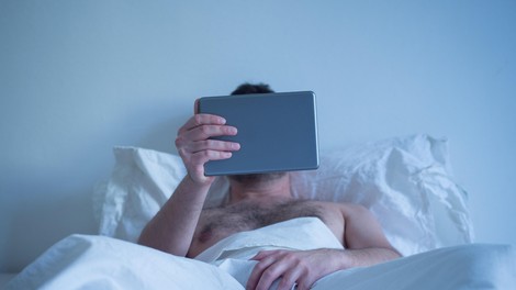 5 stvari, ki jih morali vedeti o moških, ki gledajo pornografijo
