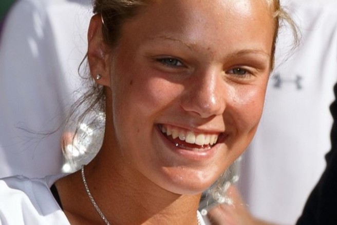 Nekdanja zmagovalka Wimbledona zdaj služi denar z erotičnimi fotografijami