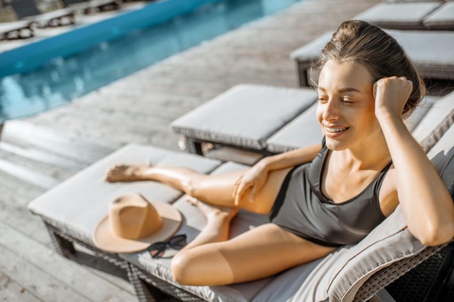 TA priljubljena poletna obutev predstavlja strašljivo tveganje za zdravje (nasvet strokovnjaka)