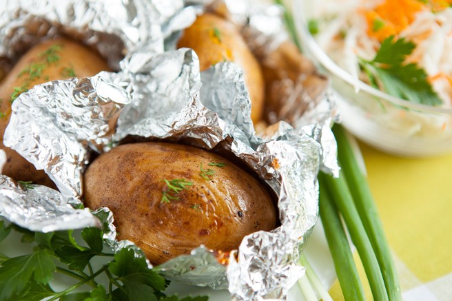 Je aluminijasta folija nevarna za zdravje?