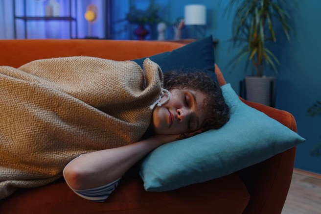 Ta napaka pri spanju je kriva, da se prebudite čisto brez energije (ni telefon!)