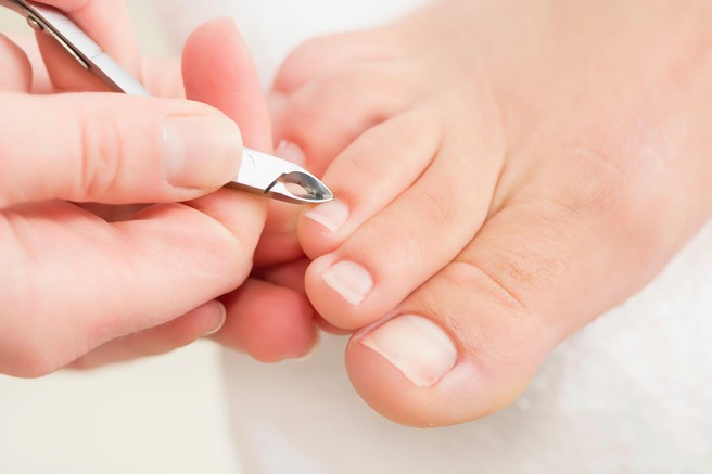 TAKO se boste še pred poletjem znebili glivic na nohtih!