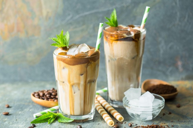 Slastna LEDENA KAVA, ki vam bo pričarala nasmeh na obraz že v 5 minutah! (Recept)