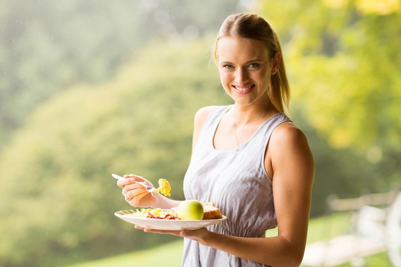 Zajtrk, za katerega menimo, da je zdrav in ga vsi uživamo, je v resnici strašno kaloričen in redilen