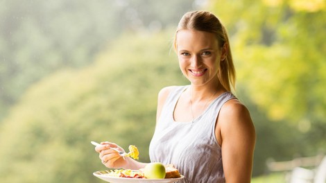 Zajtrk, za katerega menimo, da je zdrav in ga vsi uživamo, je v resnici strašno kaloričen in redilen