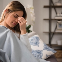 Napaka, ki jo pozimi počnemo vsi: zaradi nje imate glavobole in ste utrujeni