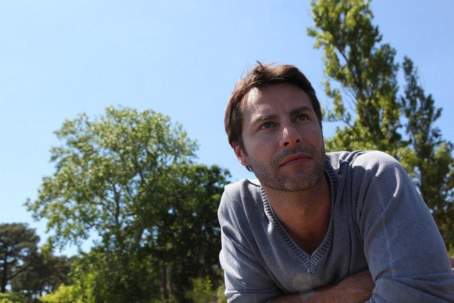 "Punca me je prevarala s prijateljem in še vedno sva skupaj. Sem preveč prijazen do nje?" (osebna izpoved)