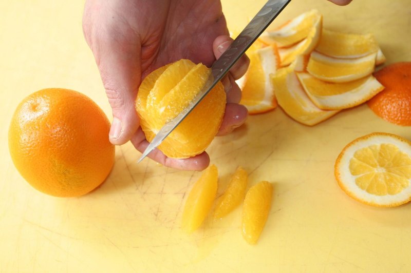 Tako pripravljenih pomaranč zagotovo še niste jedli – recept z eno nenavadno sestavino (na katero ne bi nikoli pomislili) (foto: Profimedia)