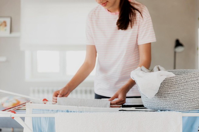 Teh slabih navad pri gospodinjskih opravilih se hitro znebite - ne delajo vam usluge!