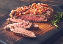 5 subtilnih znakov, da uživate preveč mesa