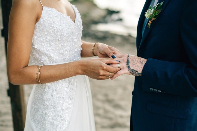 Ljudje se odločijo za poroko tudi iz teh povsem napačnih razlogov (menite, da takšen zakon lahko preživi?)