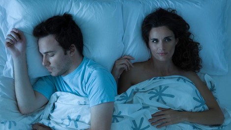 Fenomen, ki je znan večini žensk: TO je razlog, zakaj moški po seksu takoj zaspijo