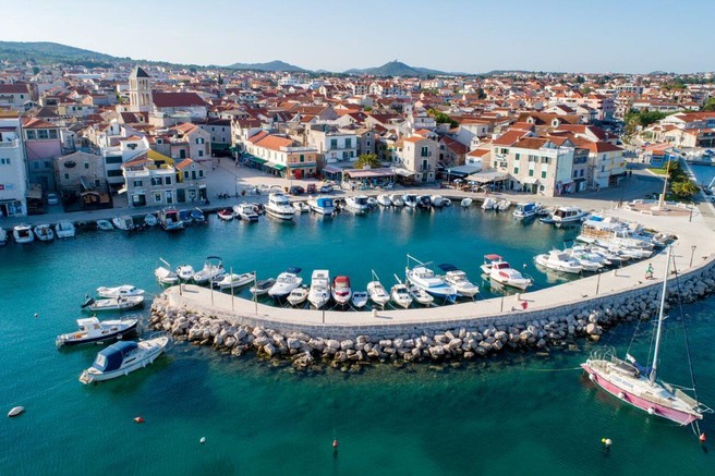 Odkrij Vodice: Dragulj ob hrvaški obali te čaka