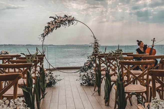 POROČNI OBOK - romantičen okvir vajine ljubezni