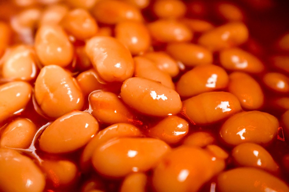 Mnogi še vedno ne vedo, kaj narediti s tekočino iz konzerve s fižolom: strokovnjaki končno razkrivajo, ali jo je smiselno uporabiti (foto: Profimedia)