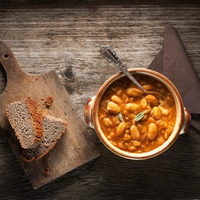 Kako zgostiti pasulj brez moke: triki, ki jih uporabljajo le redki, poznati pa bi jih moral vsak