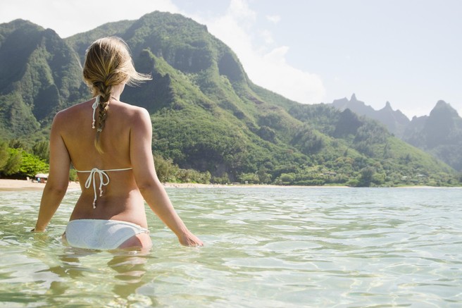 Hoja v vodi: najbolj enostavna aktivnost v vodi, ki topi maščobo in gradi mišice