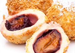 Tako pripravite najboljše slivove cmoke, ki se kar topijo v ustih: zapišite si recept, ki ga boste želeli pripravljati znova in znova