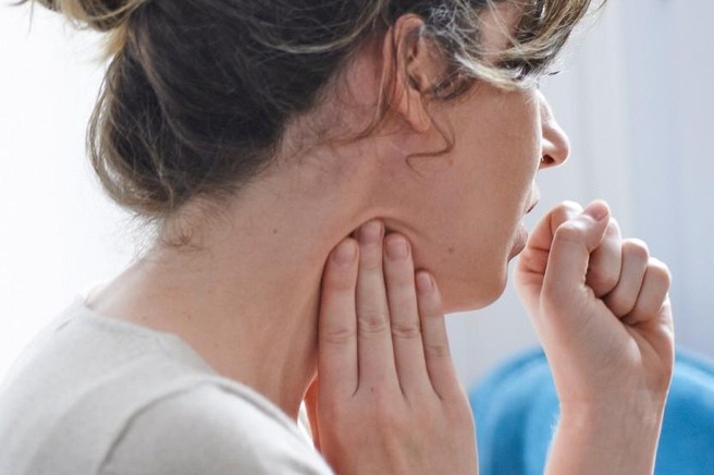 Tinktura te rastline je učinkovito naravno zdravilo: pomaga pri kašlju, prehladu, blaži vnetja ...