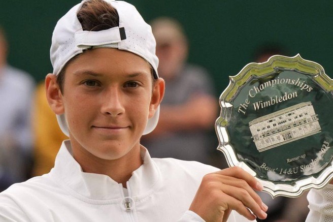 Slovenski teniški čudež: Svit Suljić zmagovalec evropskega prvenstva do 14 let