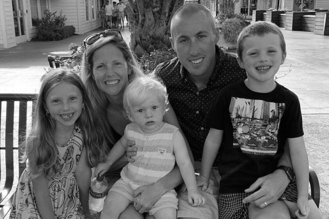 Znani nogometaš žaluje: v grozljivi nesreči umrla njegova 11-letna hčerka