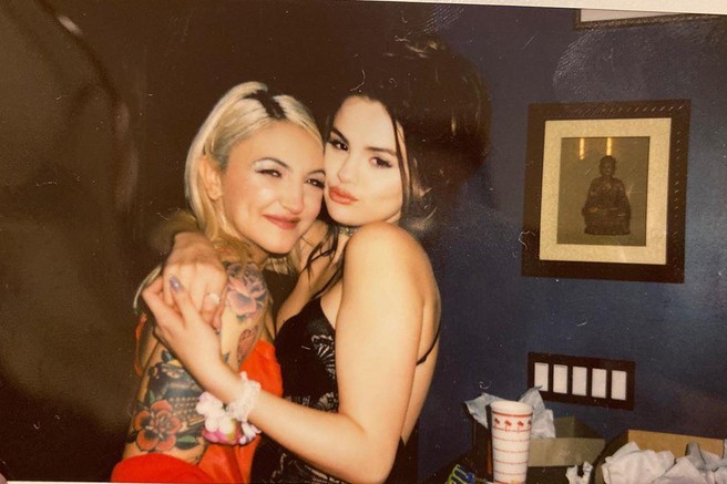 Razvrat na Hrvaškem: "Prijateljice so mi v želji, da odmislim bivšega partnerja, pripravile presenečenje, ki je ušlo izpod nadzora. Zdaj me skrbi"