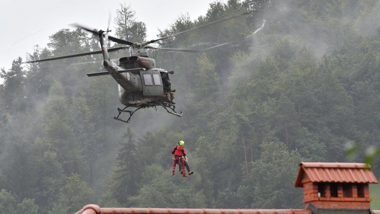 VIDEO: Tako je potekala helikopterska evakuacija iz Savinjske doline (foto: GRZS)