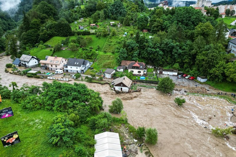 Slovenski nogometni klub ponuja pomoč prizadetim v poplavah (foto: Foto: Gregor Ravnjak)